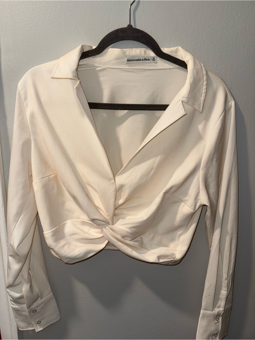 Abercrombie & Fitch Cream Twist-Front Button Down Top